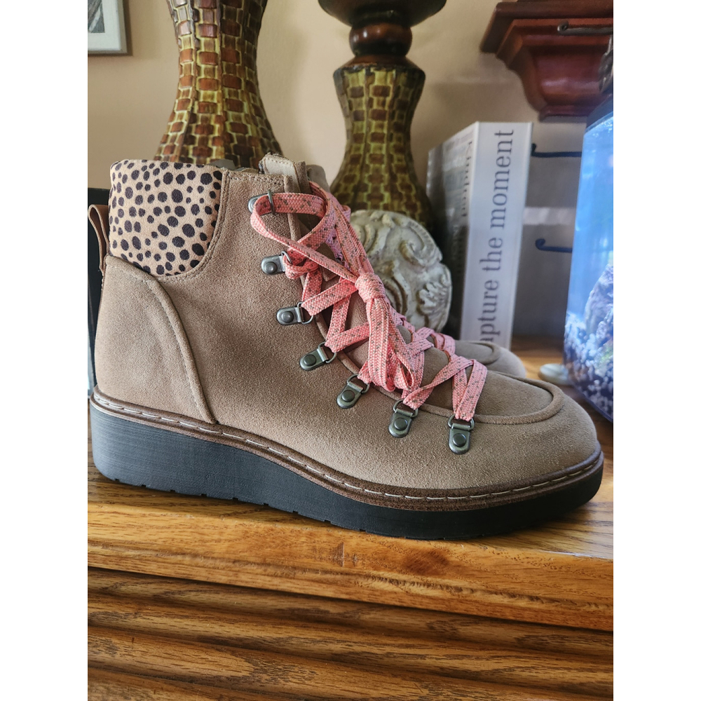 COPY - Dr. Scholl's Women's Waterproof Hiking Ankle Boots - Size 8M - Leopard P…